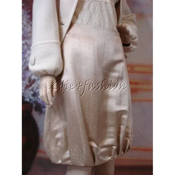 $1375 NWT GIORGIO ARMANI Champagne Metallic Textured Bubble Hem Skirt 12
